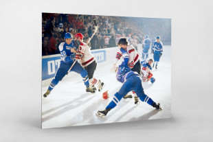 Kampf auf dem Eis - Sport Fotografie als Wandbild - Eishockey Foto - NoSports Magazin 