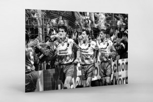 Freiburger klatschen ab - Wandbild SC Freiburg Saison 1993/94