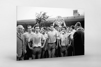 Braunschweig mit der Meisterschale - Eintracht Braunschweig Foto als Wandbild