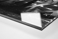 Ruhrstadion bei Flutlicht (SW) als Direktdruck auf Alu-Dibond hinter Acrylglas (Detail)