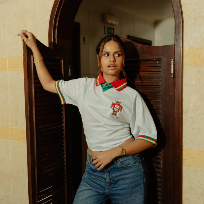 Portugal 1995 Away Retro Football Shirt