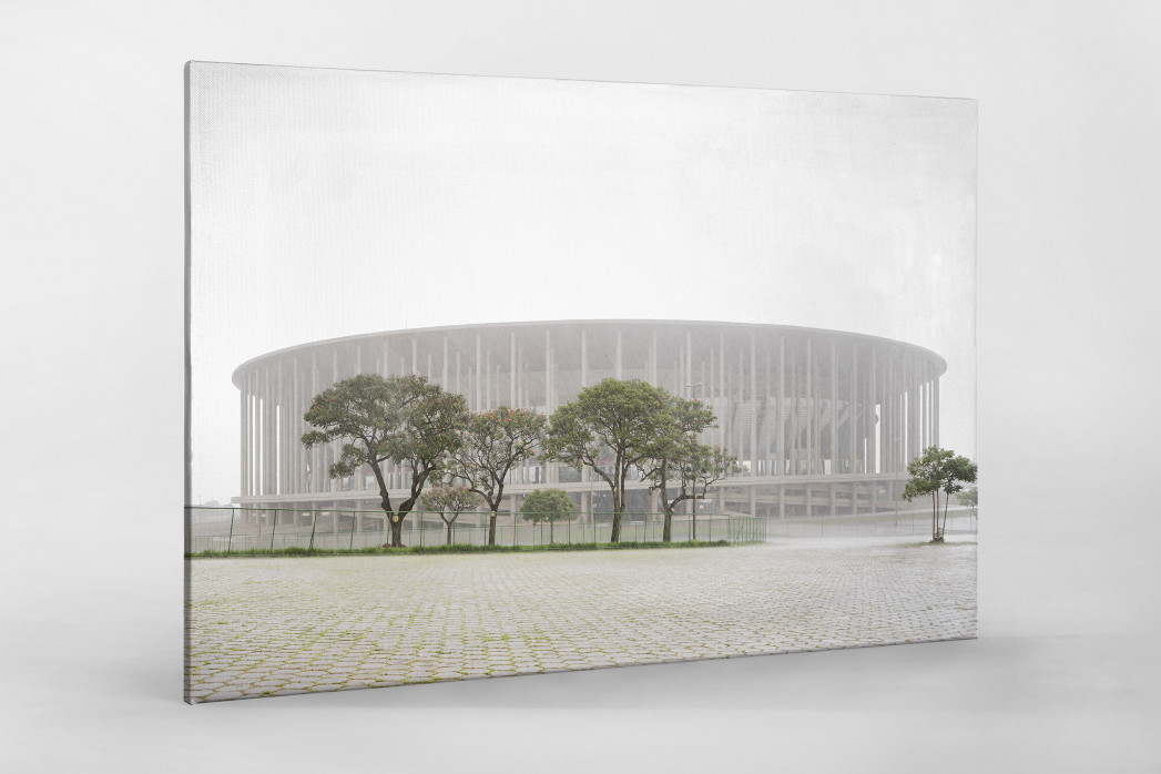 Estádio Nacional de Brasília im Nebel  als Leinwand auf Keilrahmen gezogen