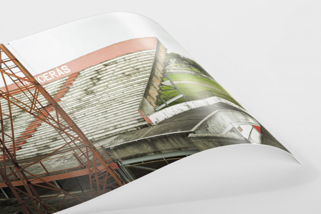 Tribüne im Stadion Giulite Coutinho als FineArt-Print