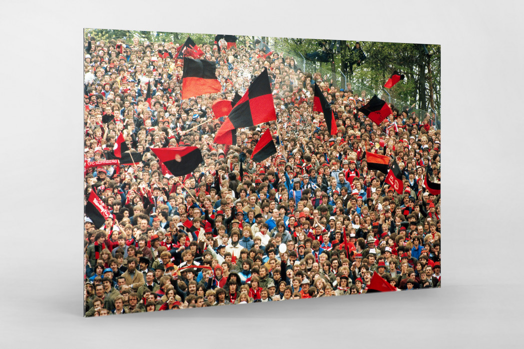 Club Fans 1982 (3) als Direktdruck auf Alu-Dibond hinter Acrylglas