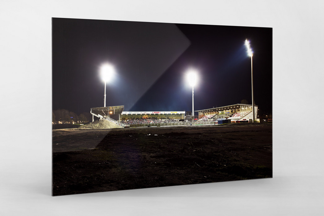 Georg-Melches-Stadion als Direktdruck auf Alu-Dibond hinter Acrylglas