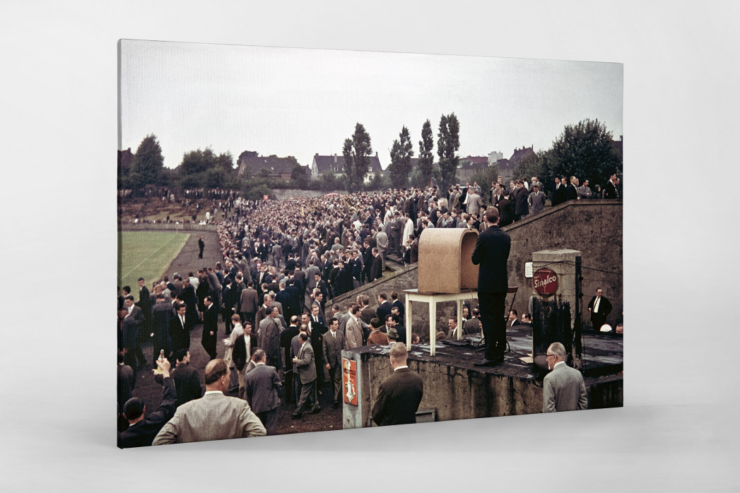 Stadion am Südpark als Leinwand auf Keilrahmen gezogen