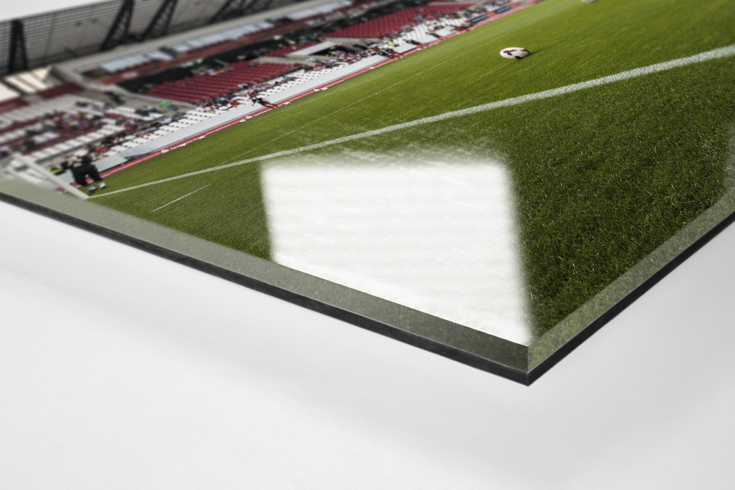 Eckfahne Stadion Essen als Direktdruck auf Alu-Dibond hinter Acrylglas (Detail)