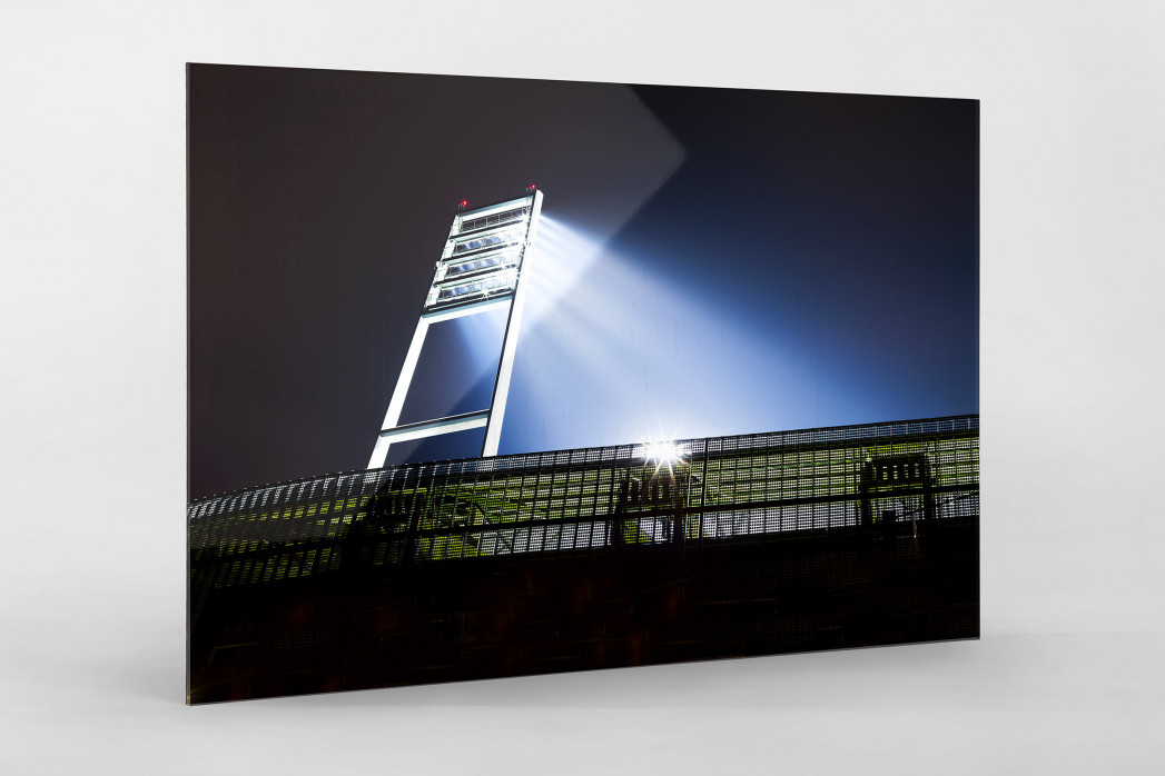 Flutlichtmast Weserstadion als Direktdruck auf Alu-Dibond hinter Acrylglas