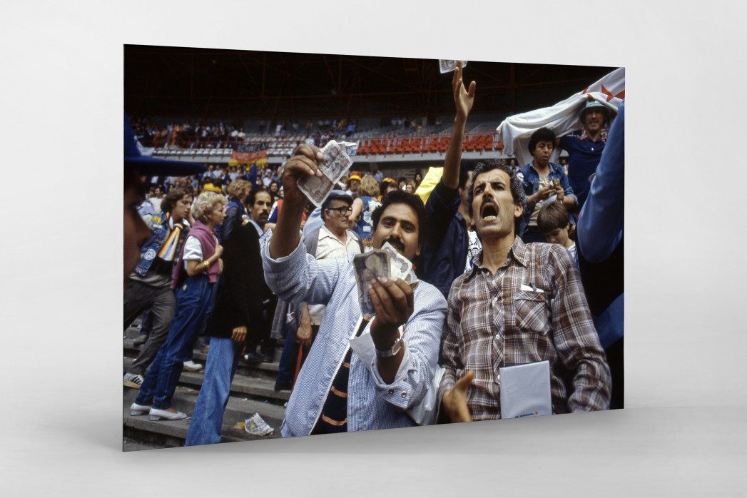 Algerische Fans in Gijon als auf Alu-Dibond kaschierter Fotoabzug