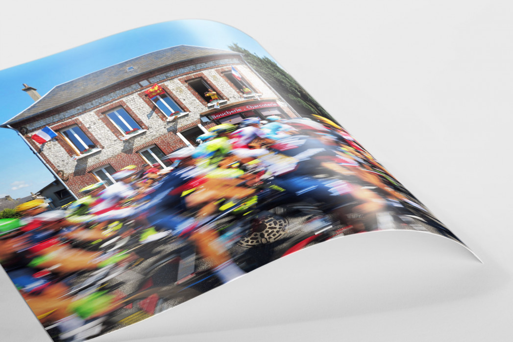 Vorbei an der Fleischerei bei der Tour 2015 als FineArt-Print