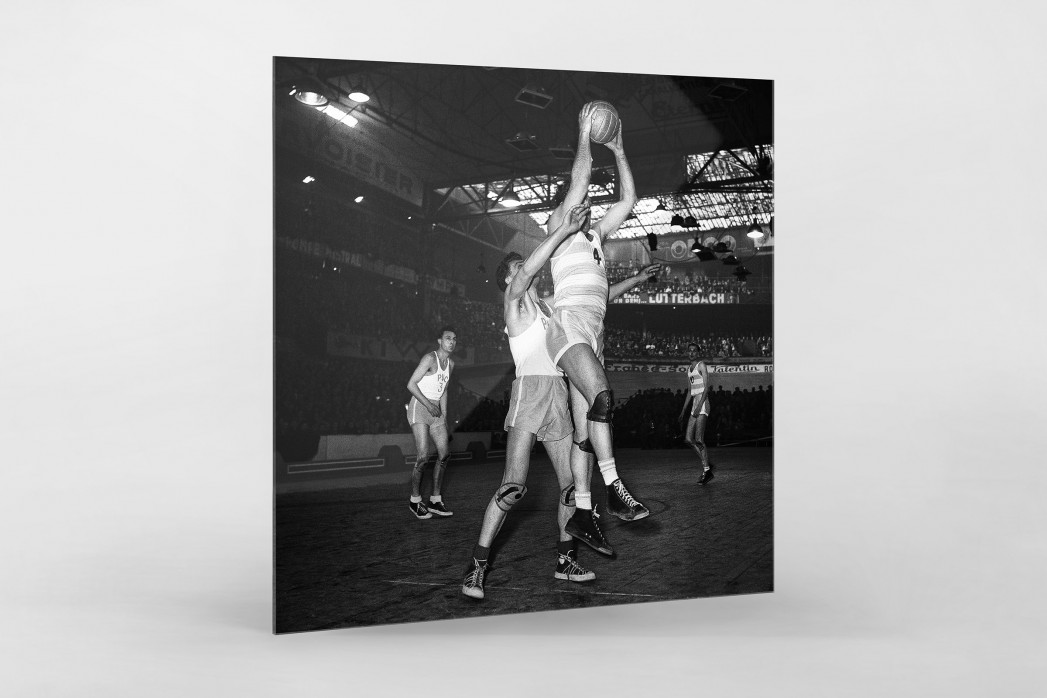 Basketball in Paris als Direktdruck auf Alu-Dibond hinter Acrylglas