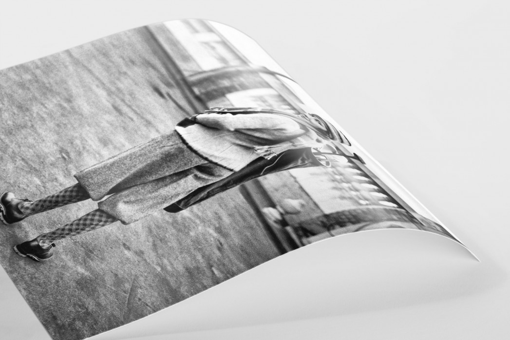 Golferin in Knickerbocker als FineArt-Print