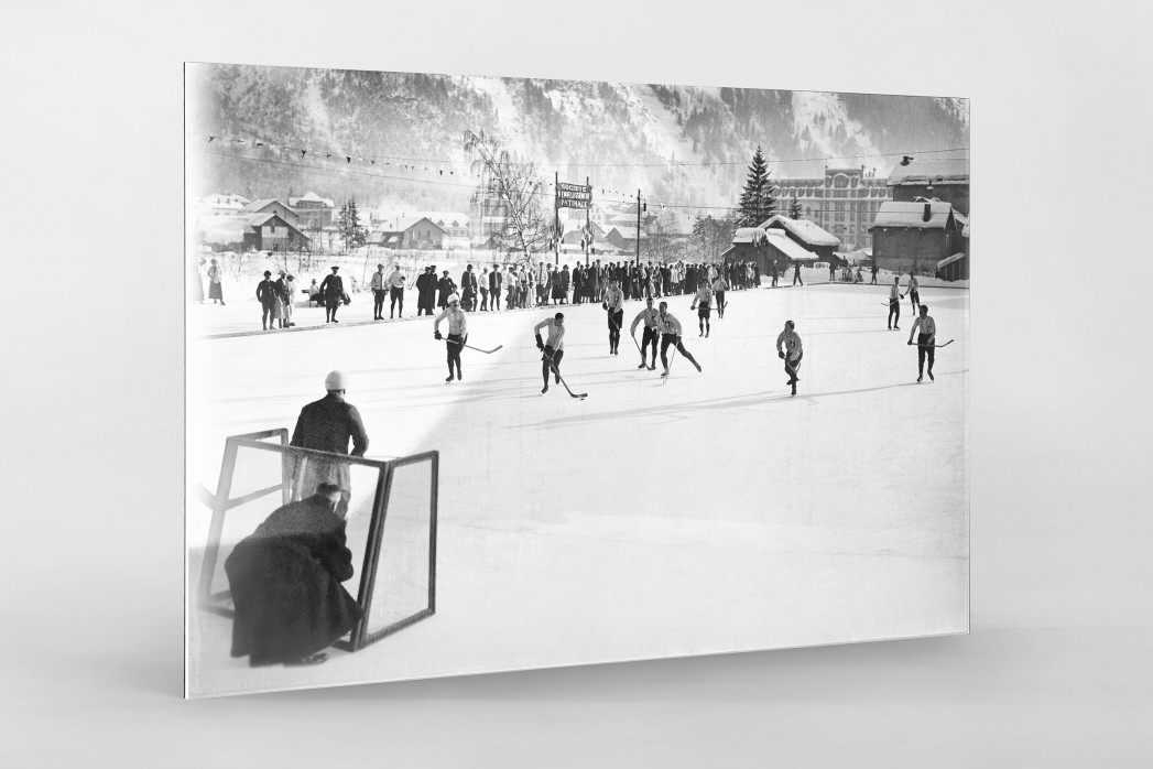 Eishockey in Chamonix (3) als Direktdruck auf Alu-Dibond hinter Acrylglas
