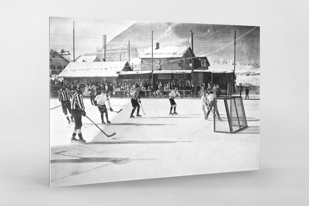 Eishockey in Chamonix (1) als Direktdruck auf Alu-Dibond hinter Acrylglas