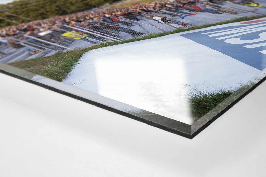 Wuppertal als Direktdruck auf Alu-Dibond hinter Acrylglas (Detail)