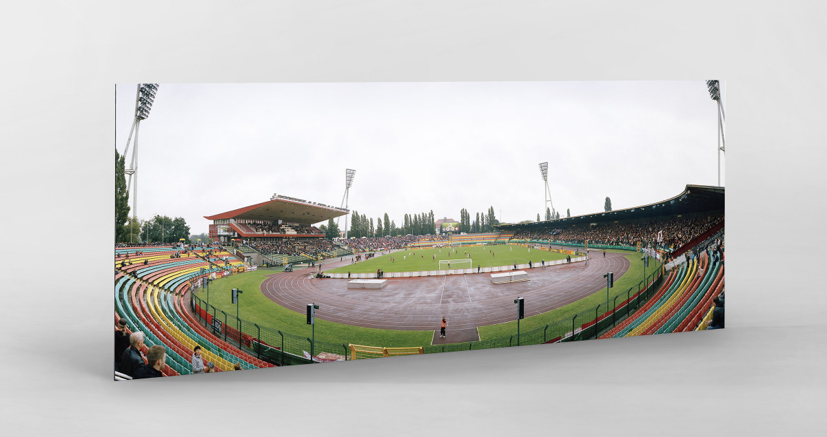 Berlin (Jahn-Sportpark) als auf Alu-Dibond kaschierter Fotoabzug