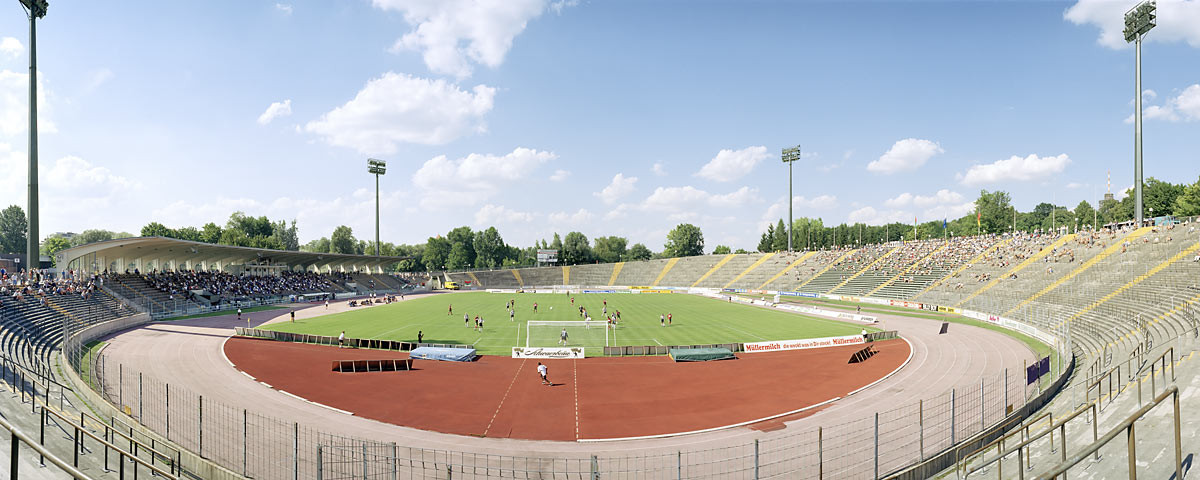 Das Rosenaustadion in Augsburg - 11FREUNDE BILDERWELT