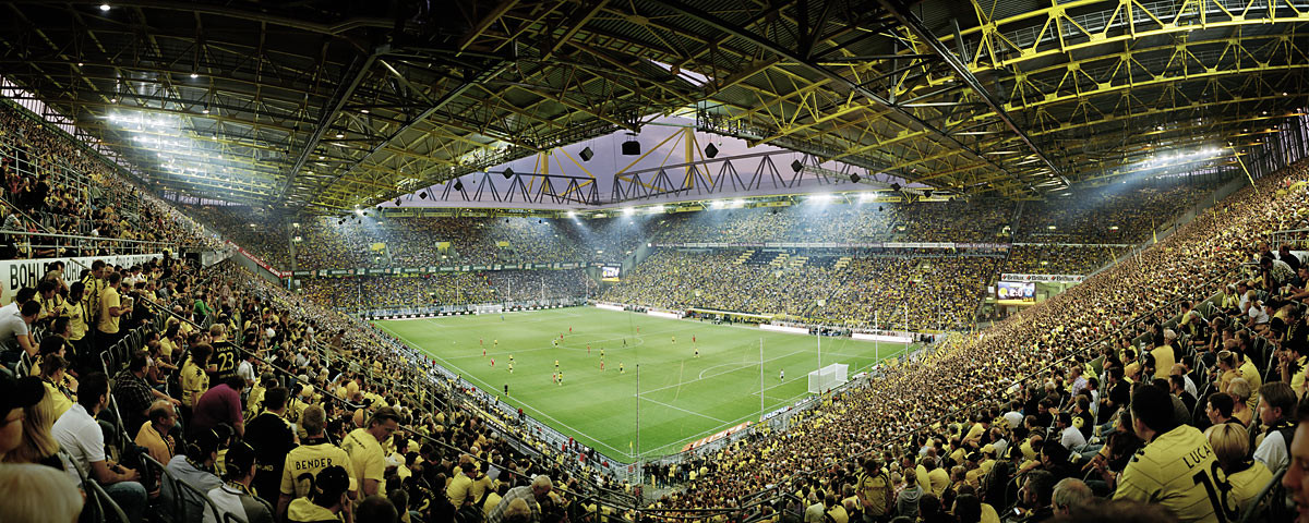 Dortmund Signal Iduna Park 2011 - 11FREUNDE Shop - Fußball Foto Wandbild