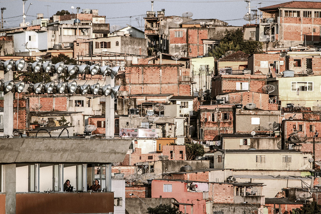 Favelas Around The Stadium - Gabriel Uchida - 11FREUNDE BILDERWELT