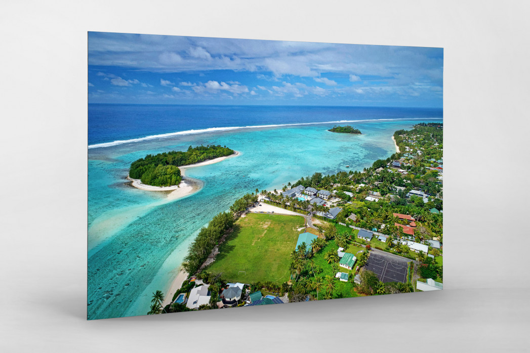 Fußballplatz an der blauen Lagune - Foto als Wandbild bestellen