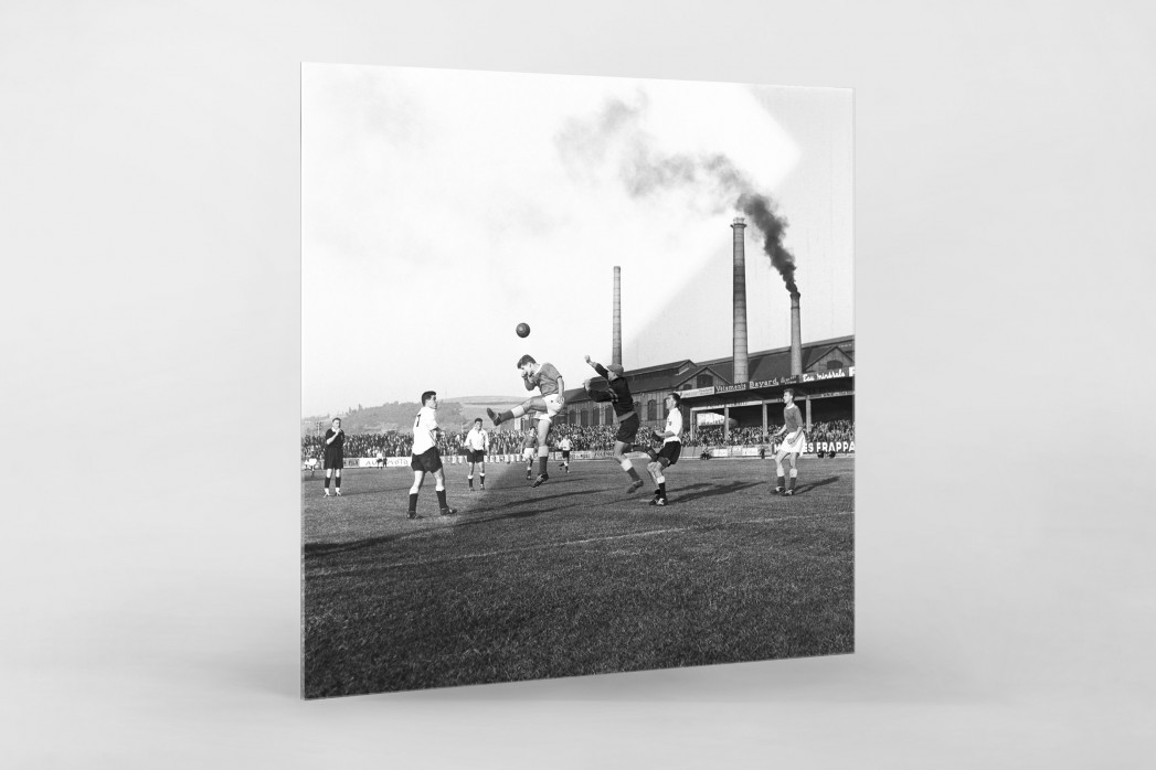 Schornsteine im Stade Geoffroy-Guichard - AS St. Etienne Schwarzweiß-Foto als Wandbild