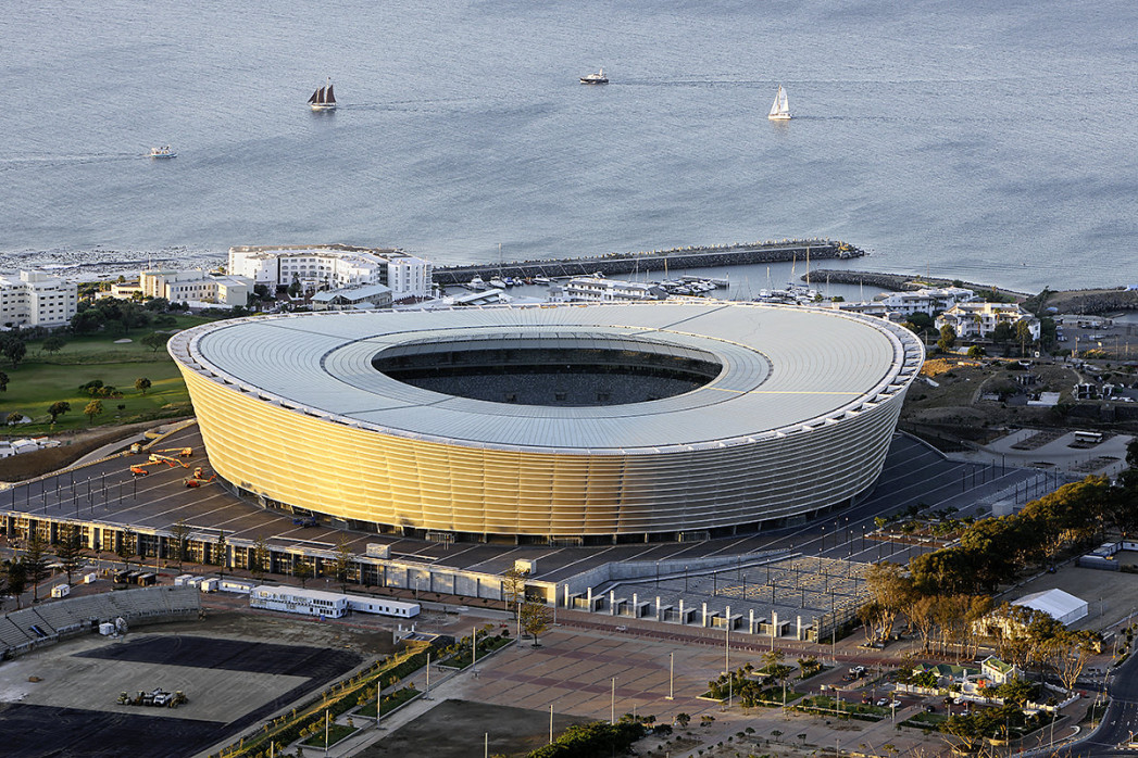 Cape Town Stadium und Segelboote - 11FREUNDE BILDERWELT