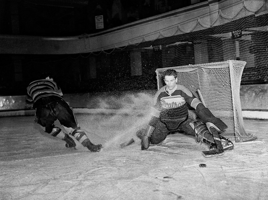 Der Goalie von Streatham - Sport Fotografien als Wandbilder - Eishockey Foto - NoSports Magazin 