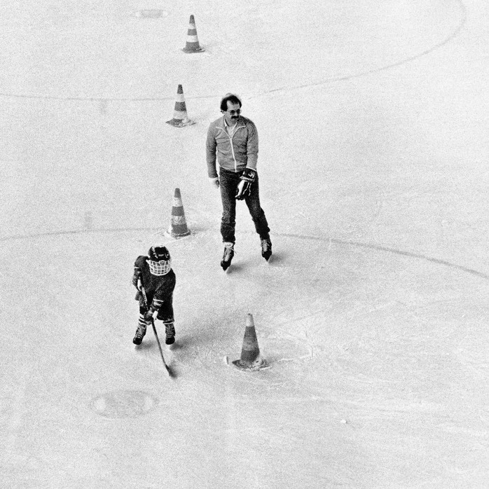 Eishockeynachwuchs in den Siebzigern - Sport Fotografien als Wandbilder - Eishockey Foto - NoSports Magazin 