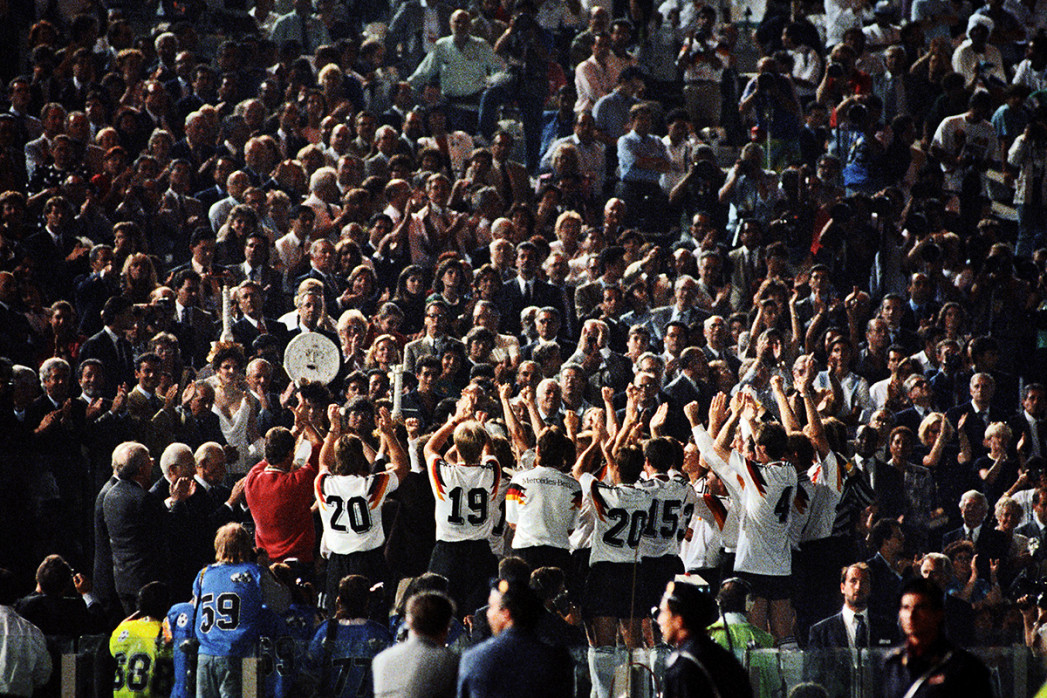 WM Jubel Weltmeister 1990 Deutschland - 11FREUNDE BILDERWELT