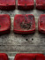 Angeflammte Sitzschalen im Stadion San Paolo vom SSC Neapel - 11FREUNDE BILDERWELT