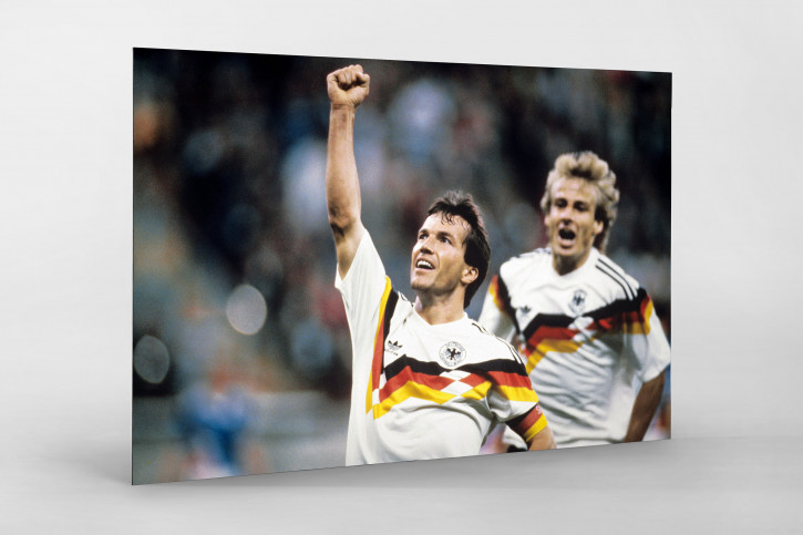 WM 1990 Lothar Matthäus und Jürgen Klinsmann - 11FREUNDE BILDERWELT