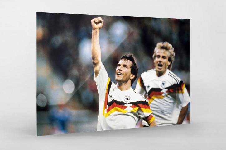 WM 1990 Lothar Matthäus und Jürgen Klinsmann - 11FREUNDE BILDERWELT