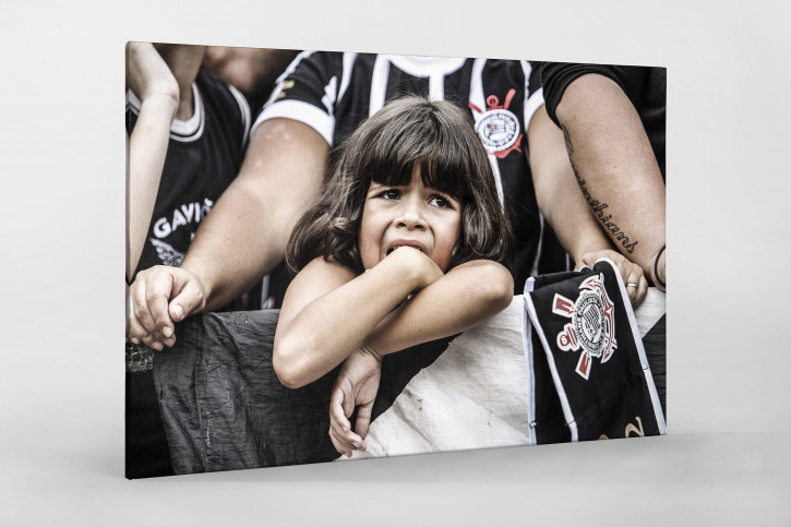 Young Girl At The Stadium - Gabriel Uchida - 11FREUNDE BILDERWELT