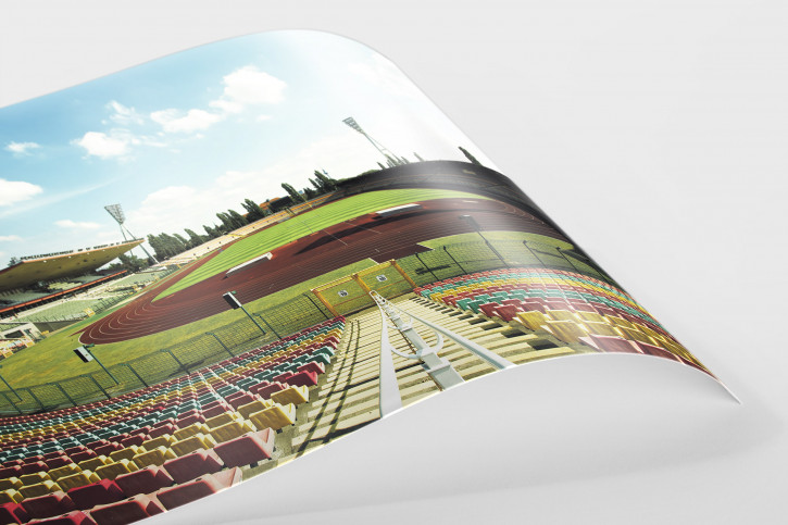 Blick in den Jahn-Sportpark - Robert Strehler - 11FREUNDE BILDERWELT