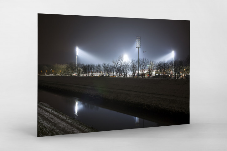 Niederrheinstadion bei Flutlicht (Farbe) - Christoph Buckstegen - 11FREUNDE BILDERWELT