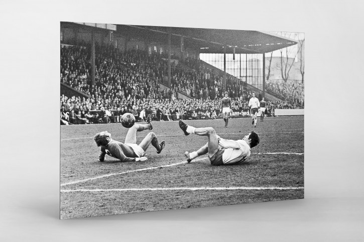 Synchron am Boden - 11FREUNDE SHOP - Fußball Foto Wandbild