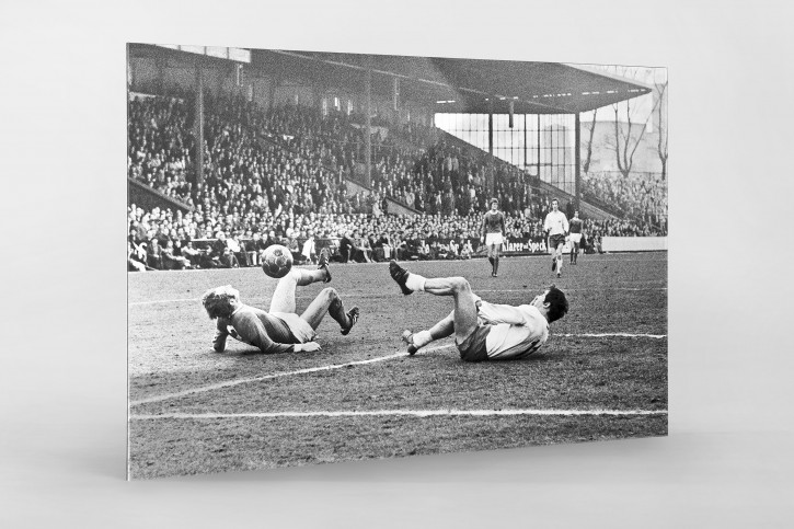 Synchron am Boden - 11FREUNDE SHOP - Fußball Foto Wandbild