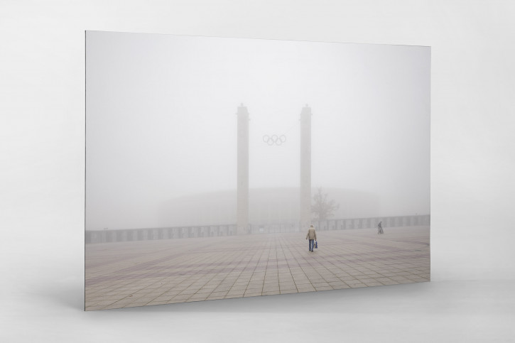 Nebel vor dem Olympiastadion - Fußball Wandbild - 11FREUNDE SHOP