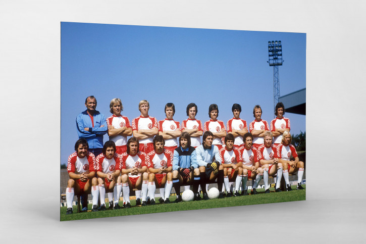 Rot-Weiss Essen Mannschaftsfoto 1975/76 - 11FREUNDE BILDERWELT