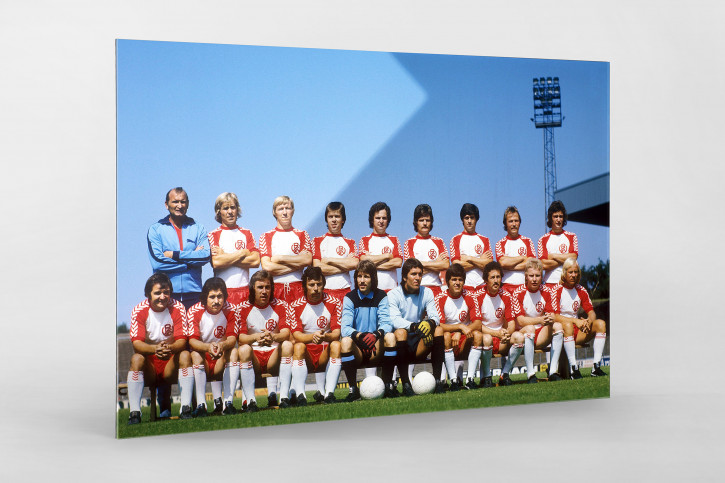 Rot-Weiss Essen Mannschaftsfoto 1975/76 - 11FREUNDE BILDERWELT