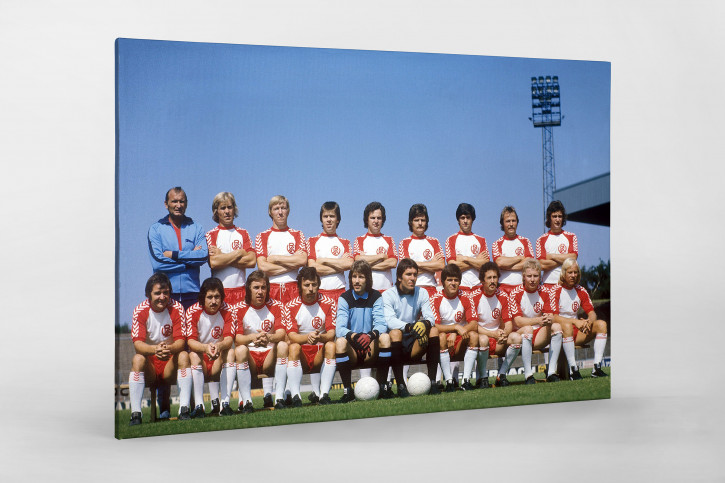 Rot-Weiss Essen Mannschaftsfoto 1975/76 - 11FREUNDE BILDERWELT