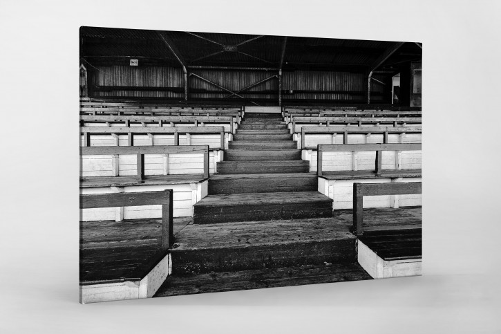 Tribüne Rudolf-Kalweit-Stadion (Schwarzweiß) - Foto Christoph Buckstegen