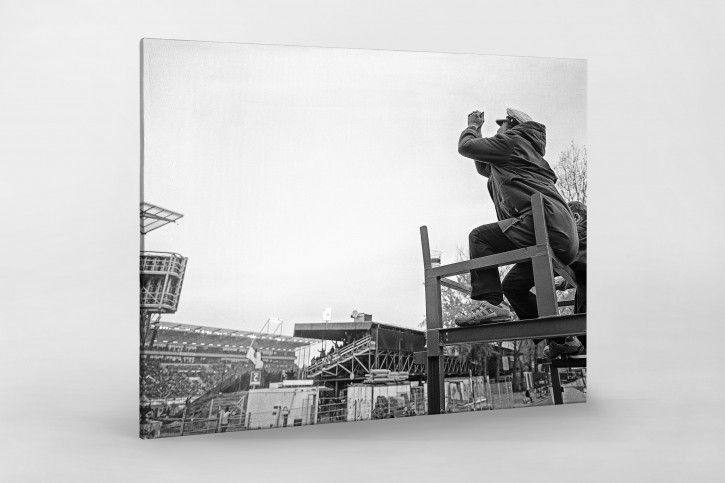 Jubel draußen am Millerntor - Olaf Tamm - FC St. Pauli - 11FREUNDE SHOP