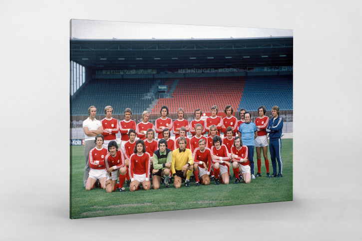 Kickers Offenbach Mannschaftsfoto 1975/76 - 11FREUNDE BILDERWELT