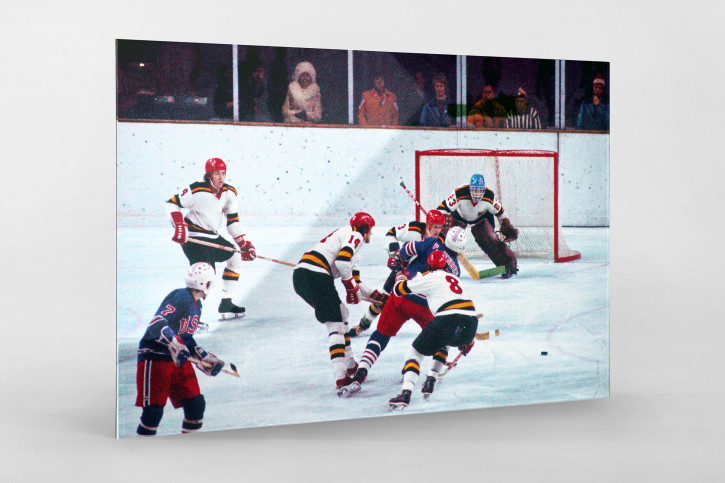 BRD vs. USA 1976 - Sport Fotografien als Wandbilder - Eishockey Foto - NoSports Magazin - 11FREUNDE Shop 