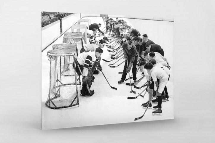 Eishockeytraining in der Wembley Arena - Sport Fotografie als Wandbild - Eishockey Foto - NoSports Magazin - 11FREUNDE SHOP