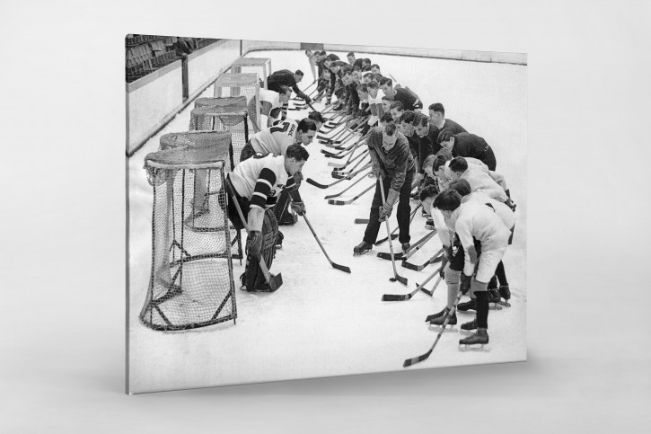 Eishockeytraining in der Wembley Arena - Sport Fotografie als Wandbild - Eishockey Foto - NoSports Magazin - 11FREUNDE SHOP