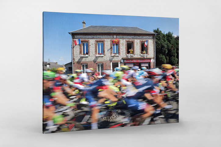 Vorbei an der Fleischerei bei der Tour 2015