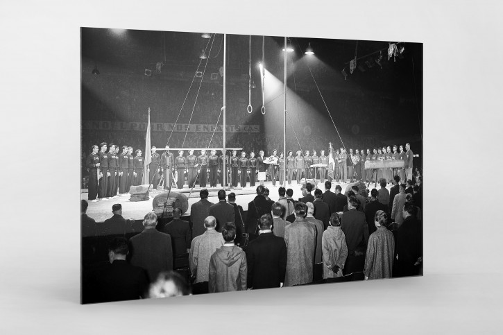 Französich-Sowjetisches Turnest - Sport Fotografie als Wandbild - Turnen Foto - NoSports Magazin 