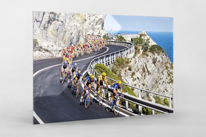 Kurven bei Mailand-Sanremo - Sport Fotografien als Wandbilder - Radsport Foto - NoSports Magazin - 11FREUNDE SHOP